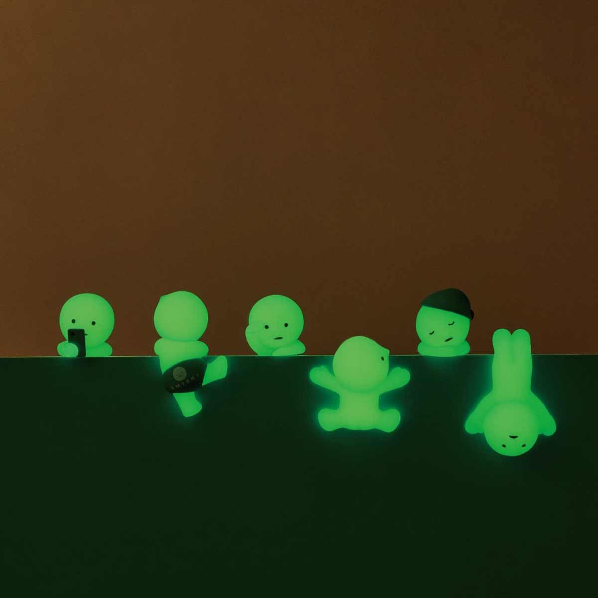Sonny Angel Smiski Hippers climbing attempts glow mini figure for display cases
