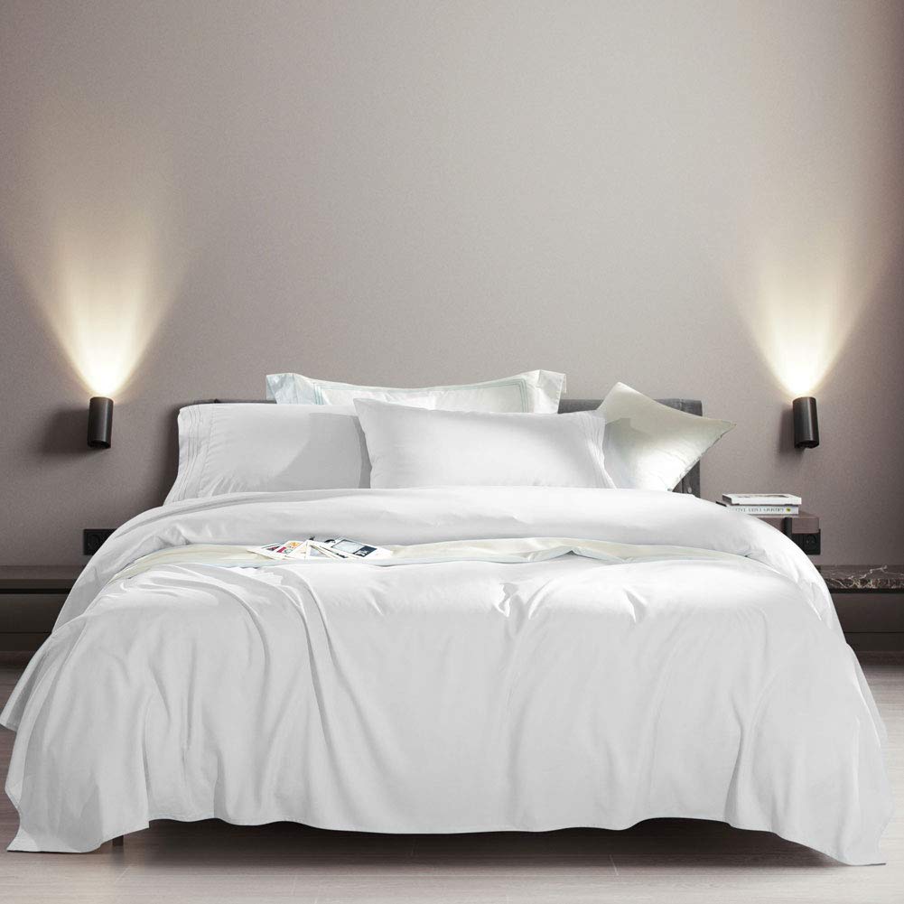 SONORO KATE deep pockets fit 18-24 inch mattresses securely.