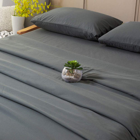 SONORO KATE pillowcases offer soft-touch fabric for peaceful sleep.