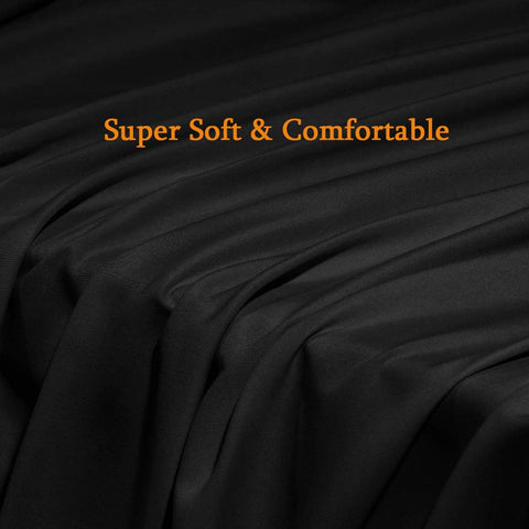 SONORO KATE black sheets add sleek bedroom style.