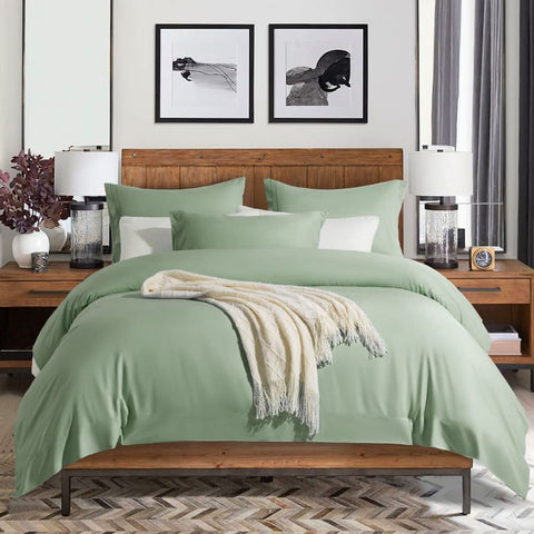 Elegant embroidery detail on SONORO KATE bed sheet set adds subtle style.