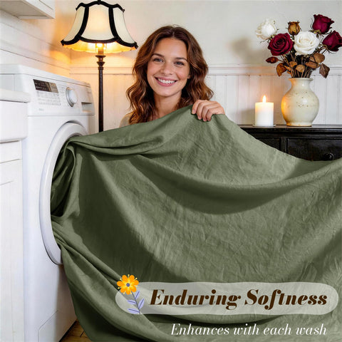 Sonoro Kate linen sheets with 16-inch deep pockets fit tall mattresses.