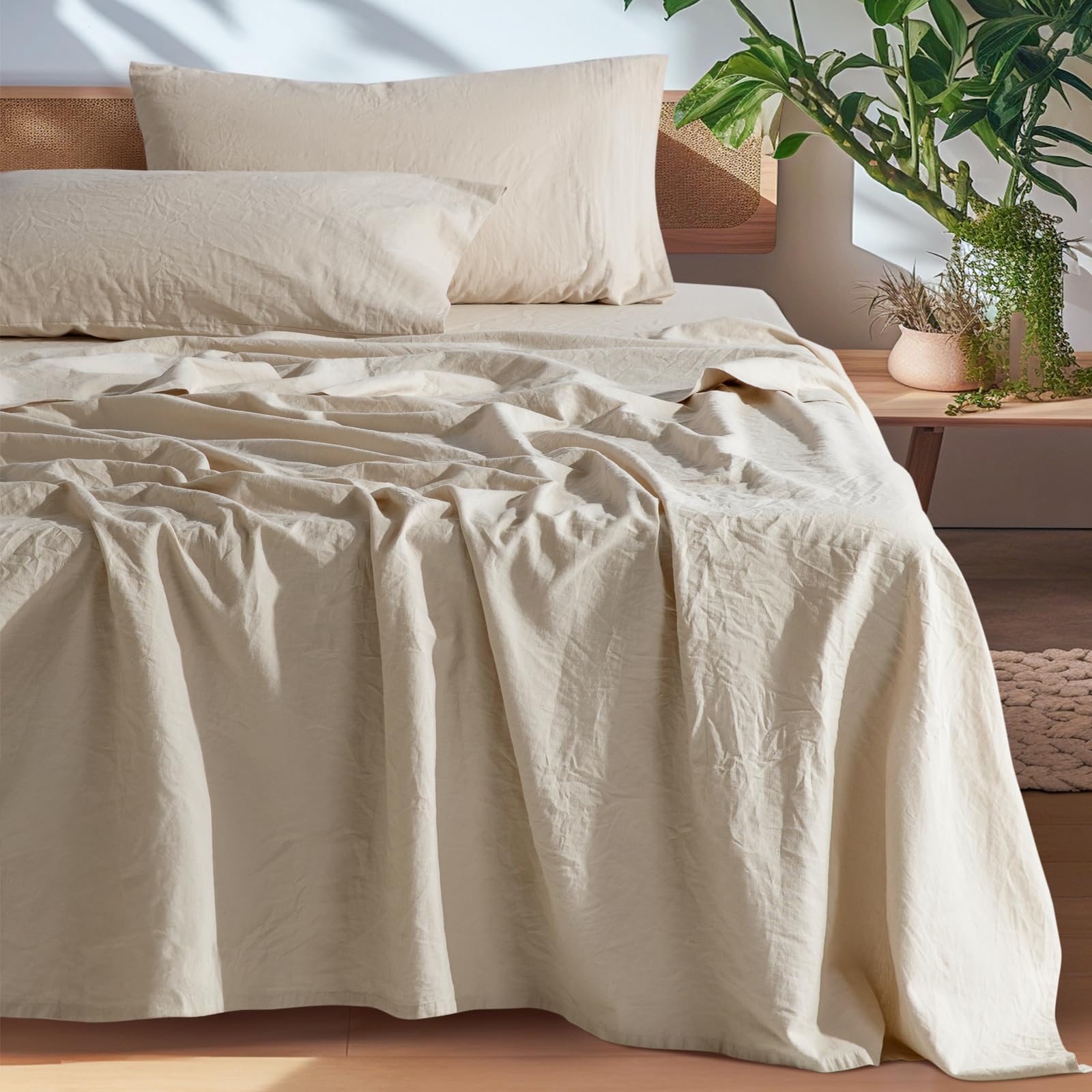 SONORO KATE king-size linen sheets on bed, breathable and cool