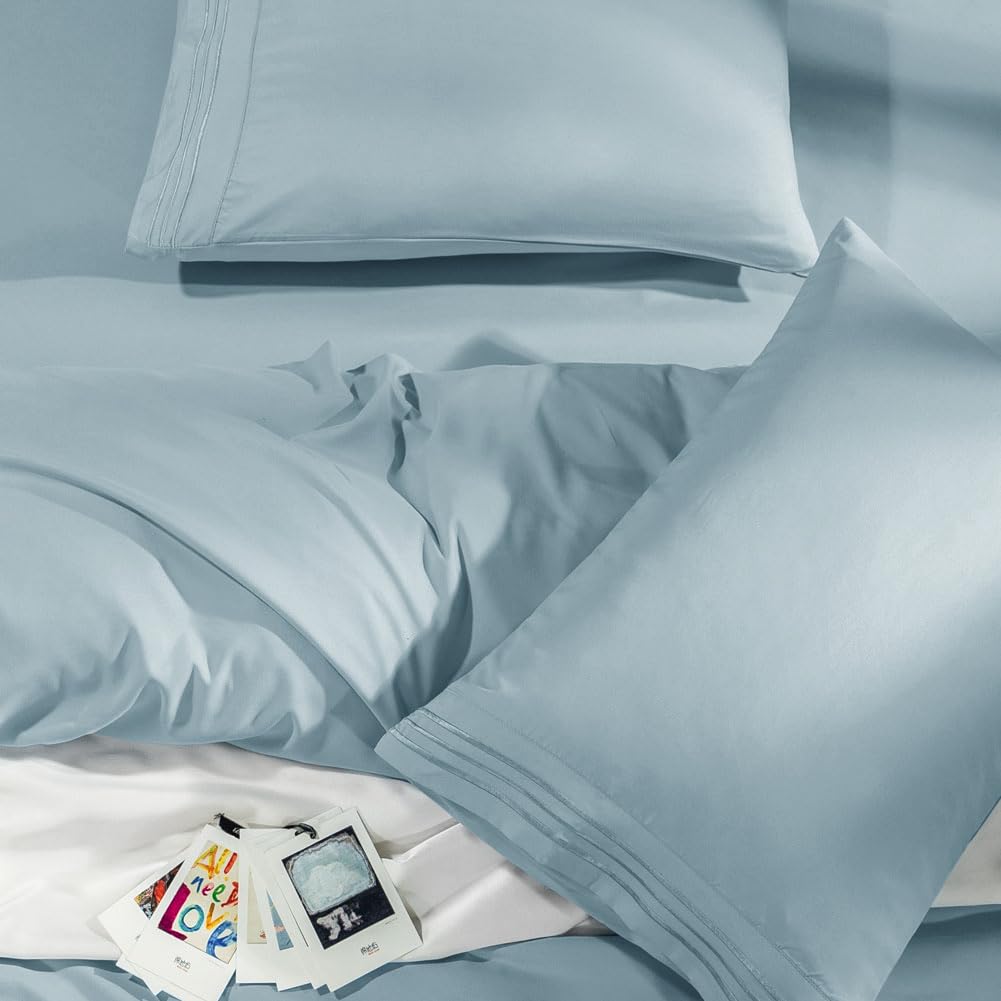 SONORO KATE luxurious microfiber finish delivers a premium look and feel.