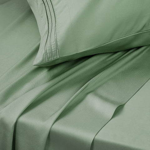SONORO KATE queen flat sheet 90x102 offers generous coverage and drape.