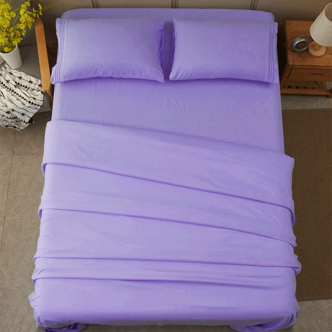 SONORO KATE queen-size bedding set fits most bedrooms with easy care.