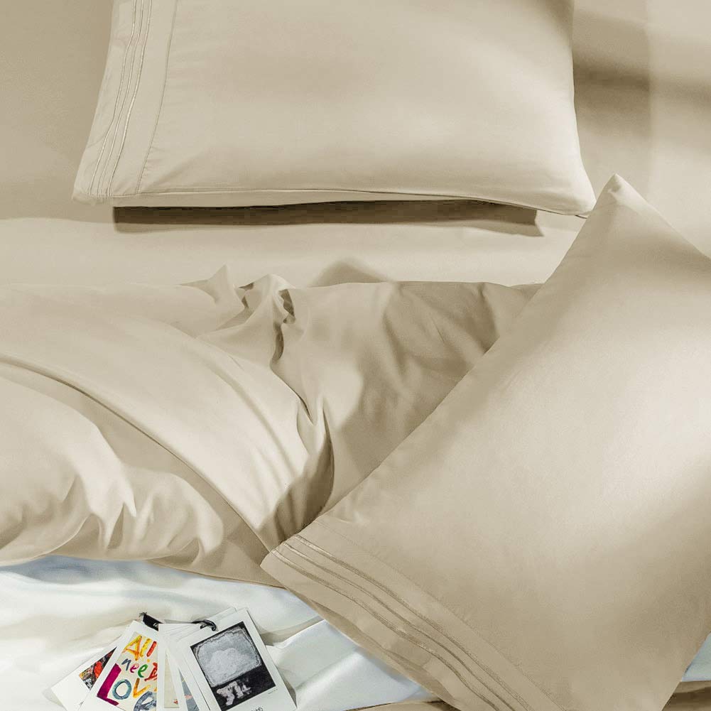 Close-up of SONORO KATE ultra-soft microfiber fabric texture