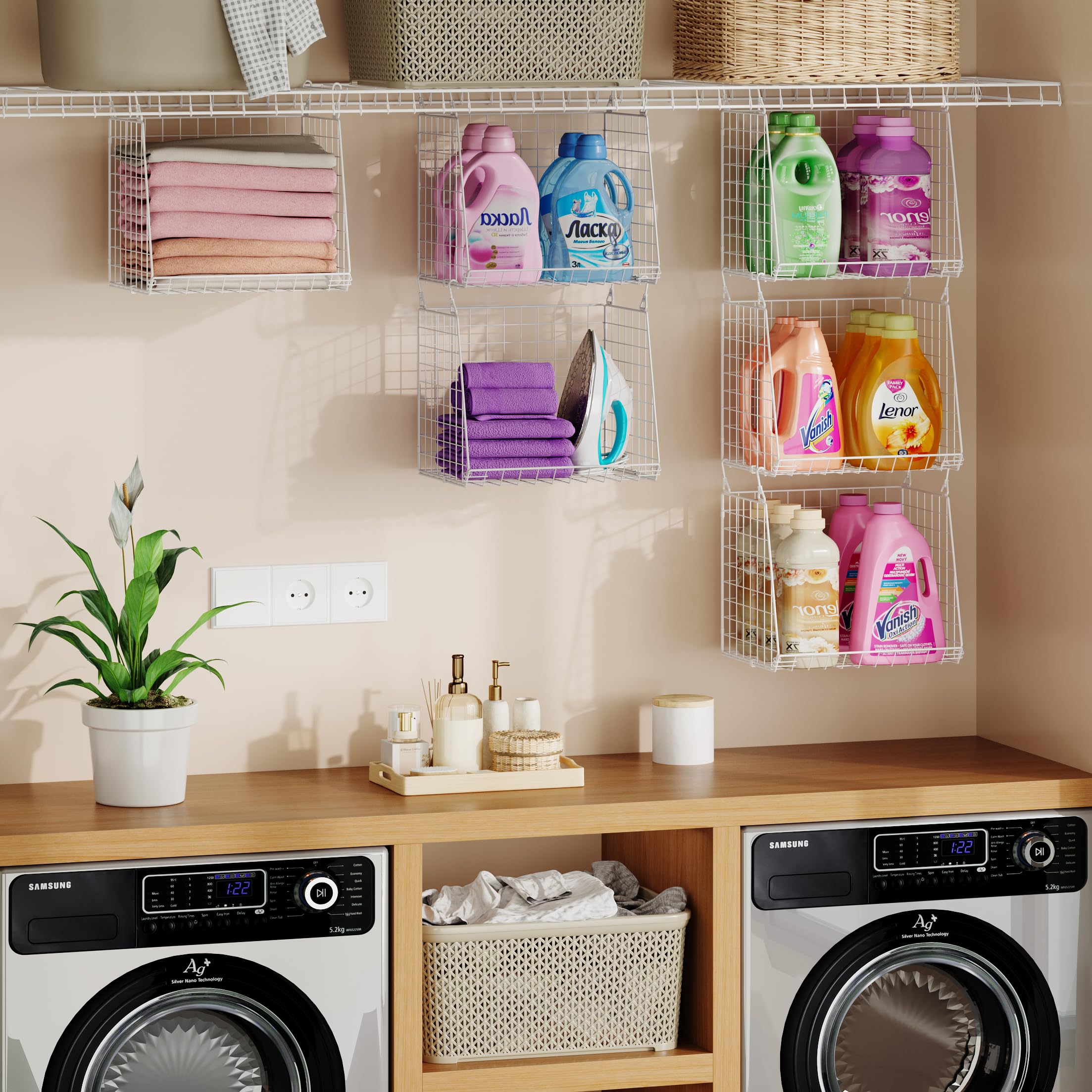 Sonyabecca modular design lets you switch between stacked and standalone baskets.