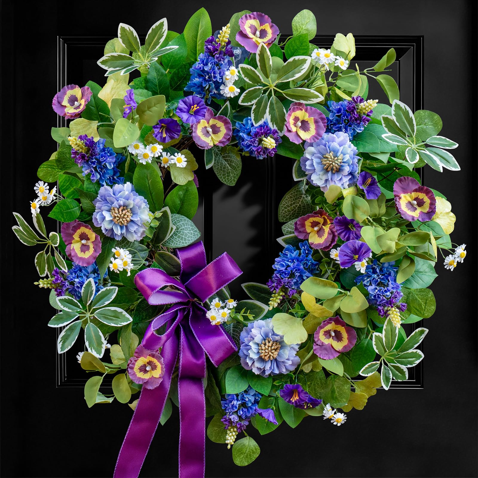 Soomeir spring-summer wreath creates a welcoming entrance and seasonal ambiance.