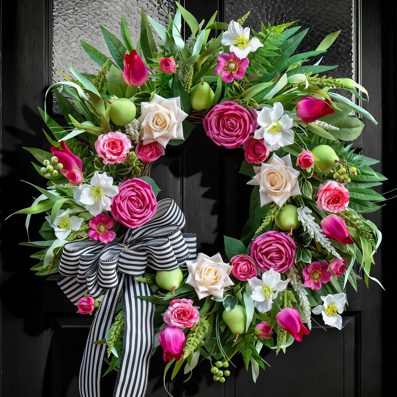 Soomeir lightweight, maintenance-free wreath ready to hang.