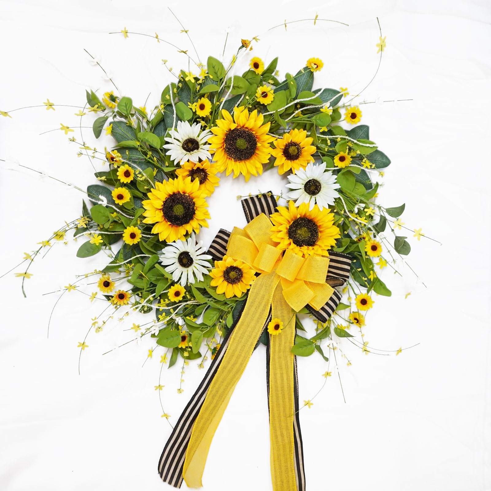 Soomeir sunflower wreath maintains year-round charm for porch or entry