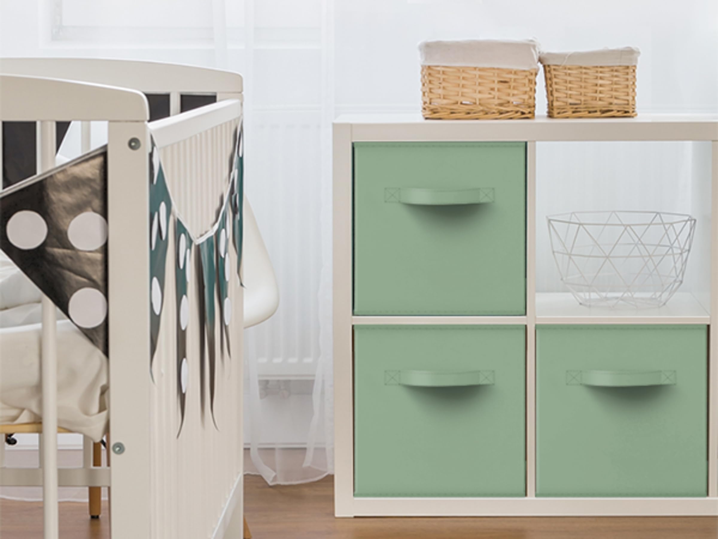 Cubes with handles ready for easy transport.