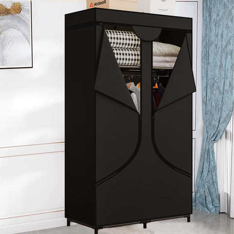 Sorcedas large-capacity layout keeps folded items organized
