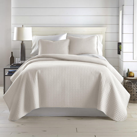 Southshore Fine Living full/queen quilt set folded for quick bedroom refresh.