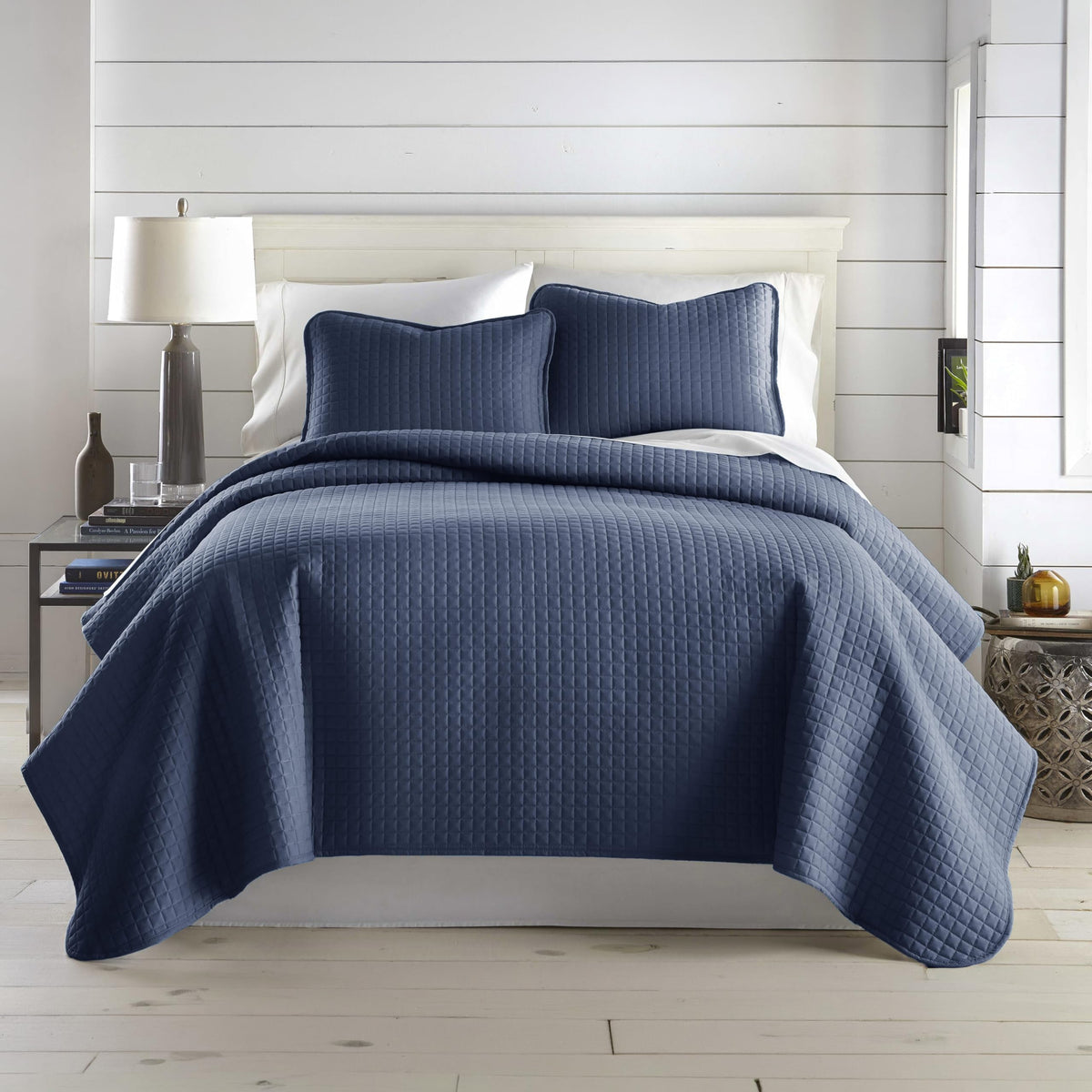 Southshore Fine Living summer quilt Queen-Full set on bed for a crisp, refreshed look
