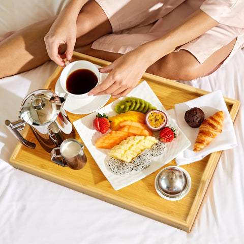 SPOPSOOD breakfast tray with smooth surface ideal for meals and beverages.