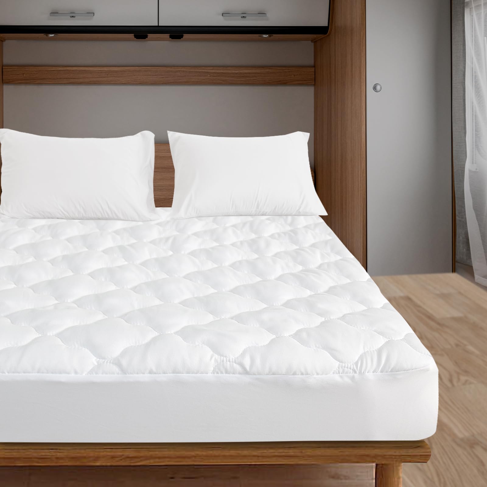SPRINGSPIRIT RV Short Queen protector with waterproof quilted surface protects against spills during travel.