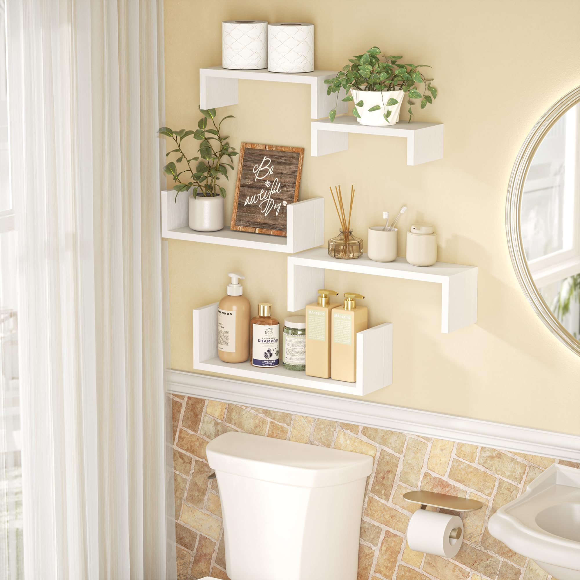 SRIWATANA 2+3 configuration demonstrates versatile wall storage.