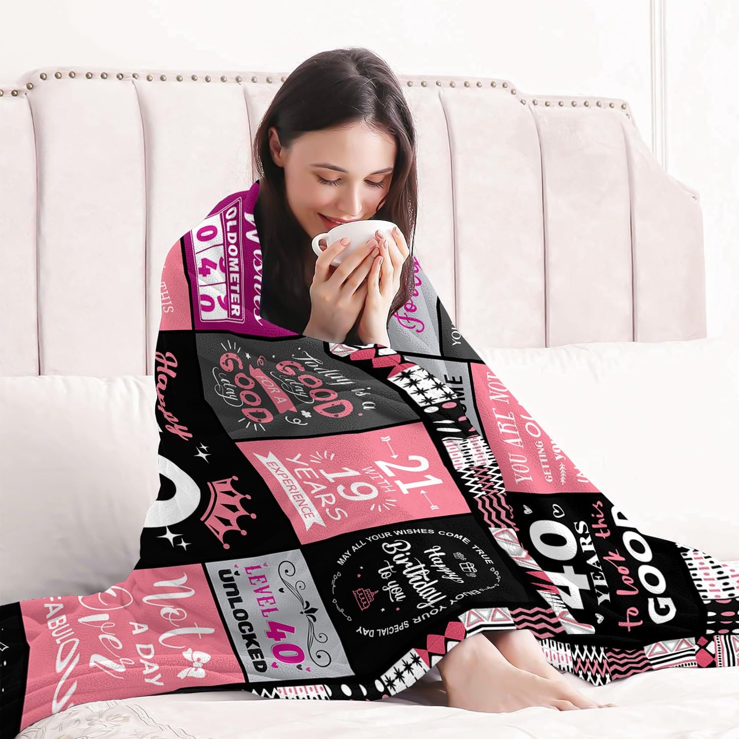 Sruemiul gift idea for women turning 40