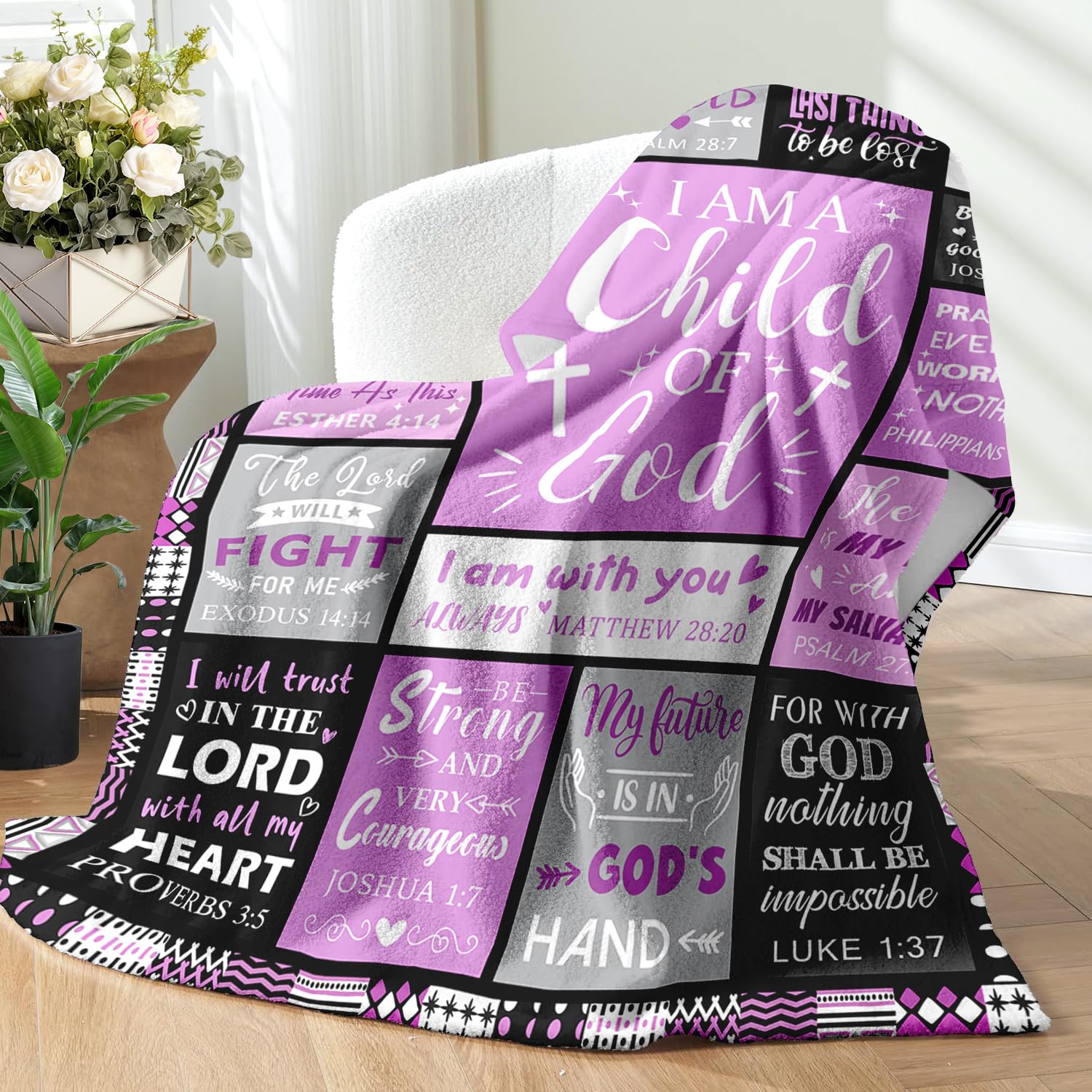 Sruemiul Travel blanket ready for on-the-go comfort and warmth.
