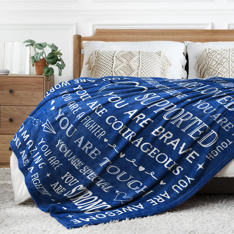 SteadStyle blanket outdoor-ready for picnics or car trips.