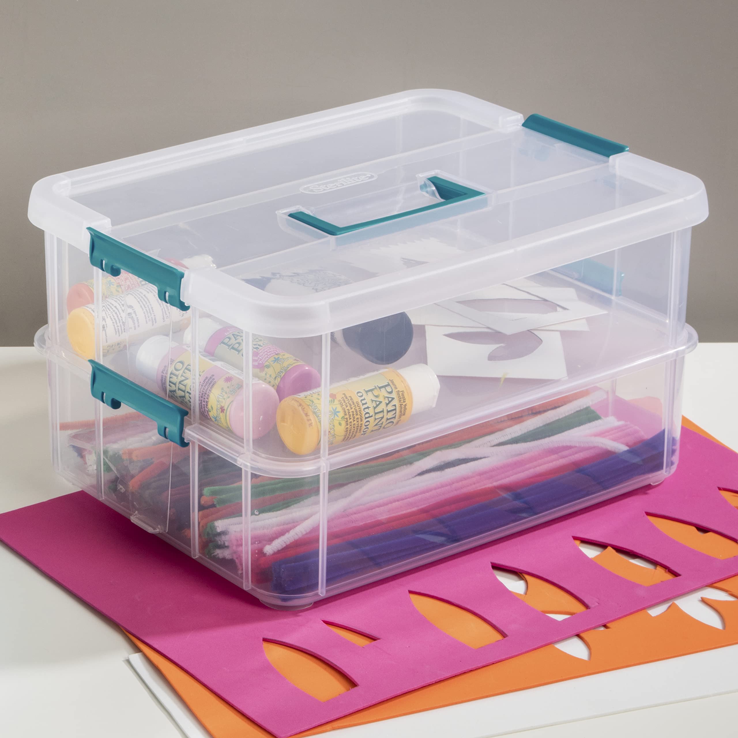 Sterilite 1427CLR adjustable dividers create 24 compartments