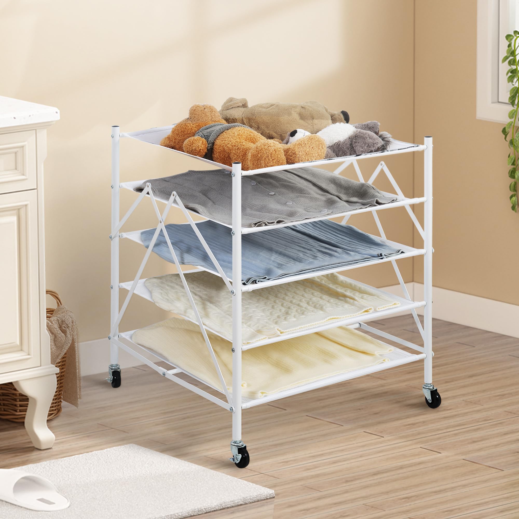 STORAGE MANIAC mesh detail highlights delicate fabric protection and airflow.