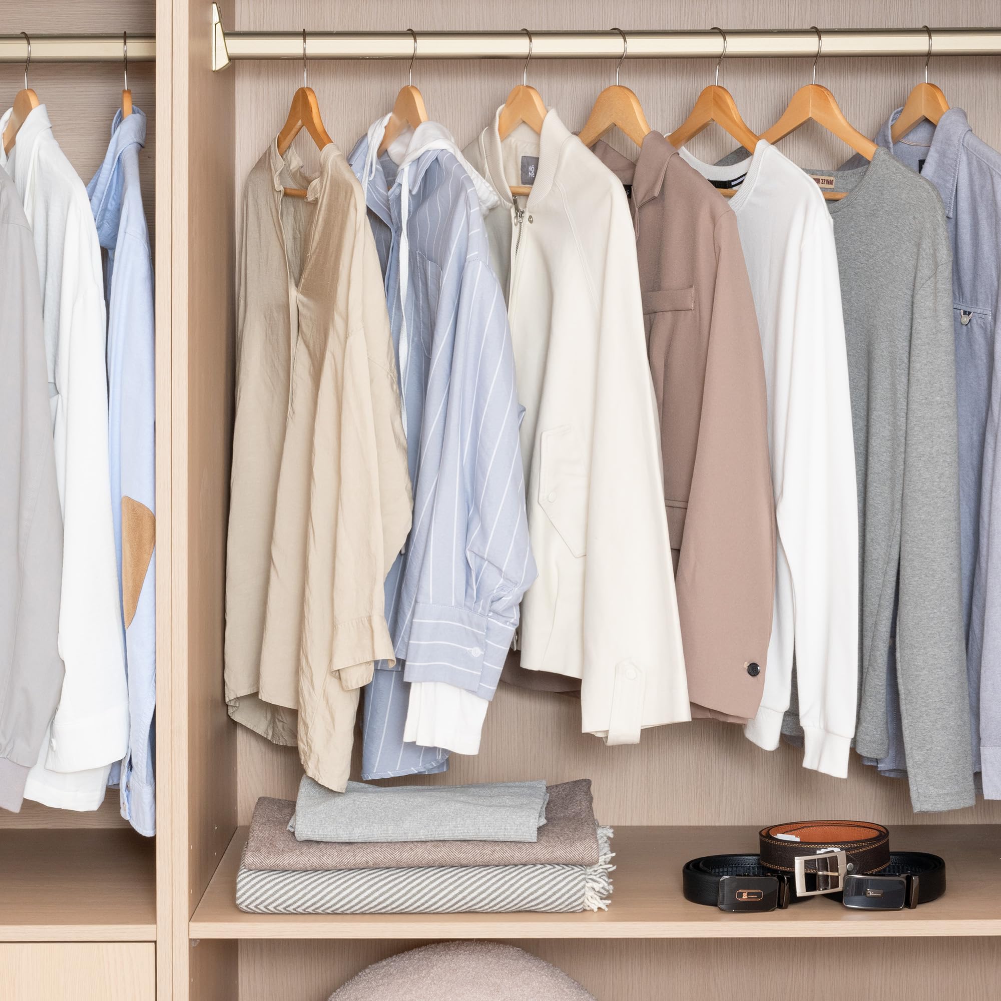 StorageWorks low-VOC finish minimizes odors during hanging.
