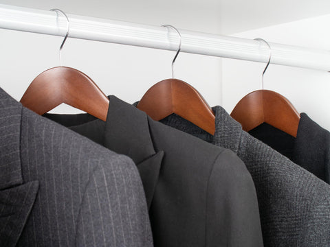 StorageWorks hanger with 360-degree hook for easy access from any angle