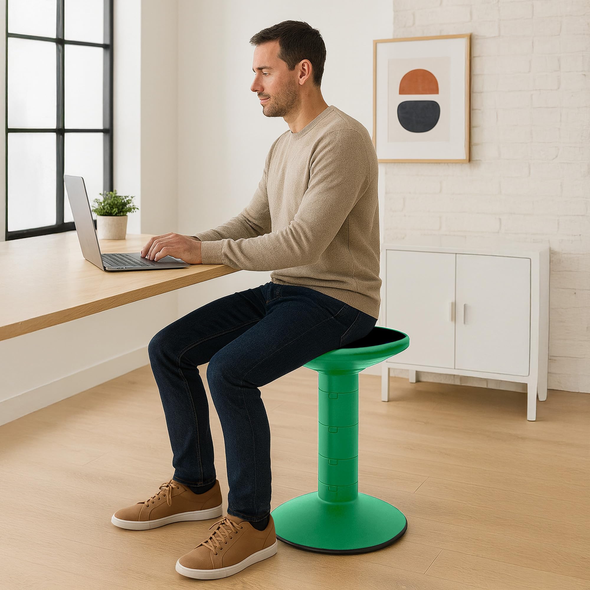 Storex Wiggle Stool integrated handles enable easy carrying for young users.