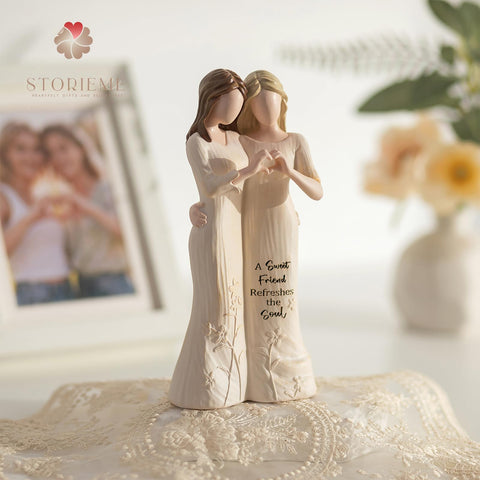 Storieme best friend figurine gift box and enclosure card ready to gift