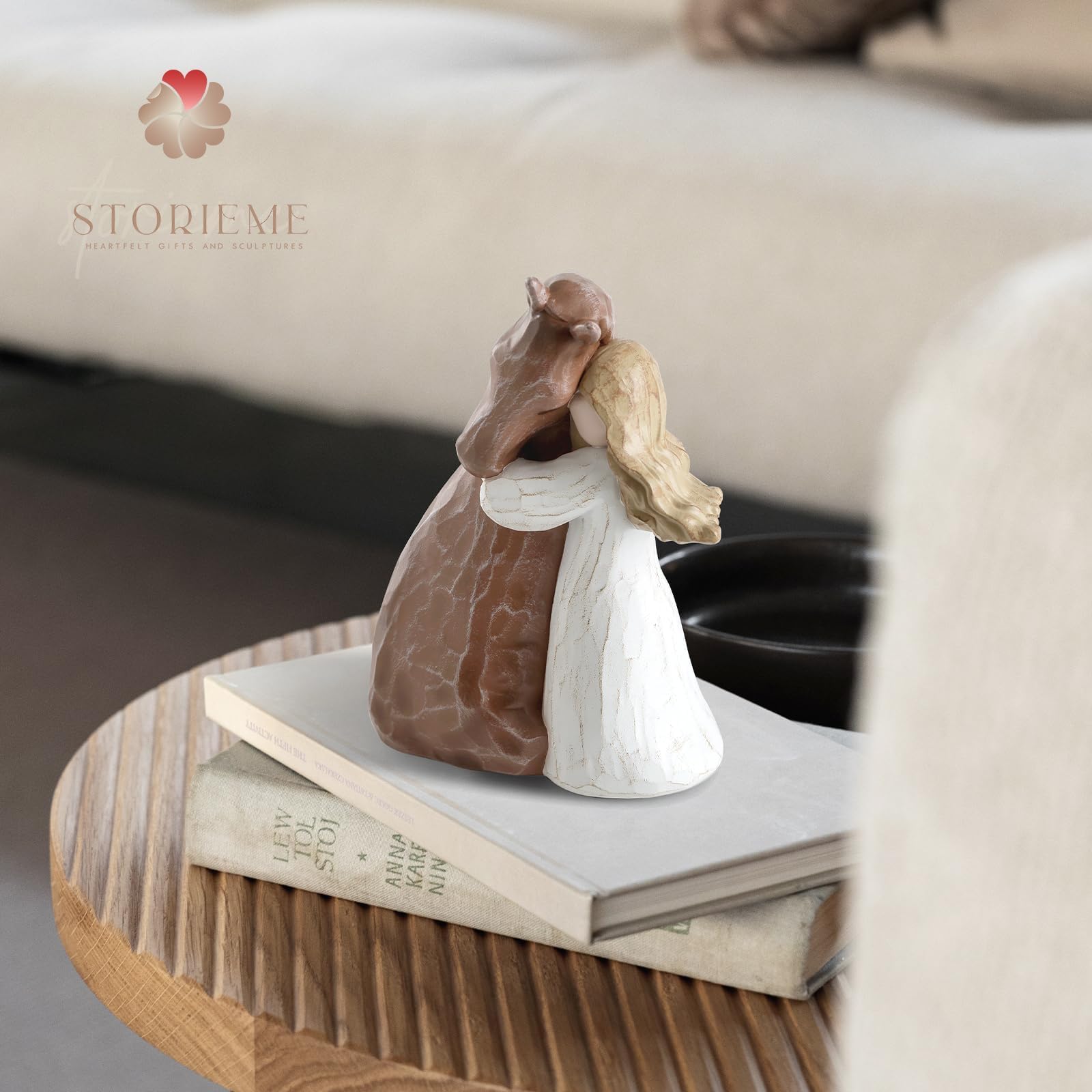 Storieme six-point-one-inch horse figurine provides a compact keepsake.