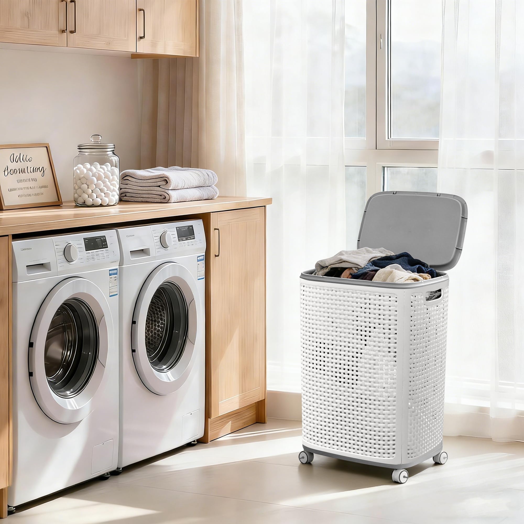 Sufdari 90L durable frame supports up to 66 lb.