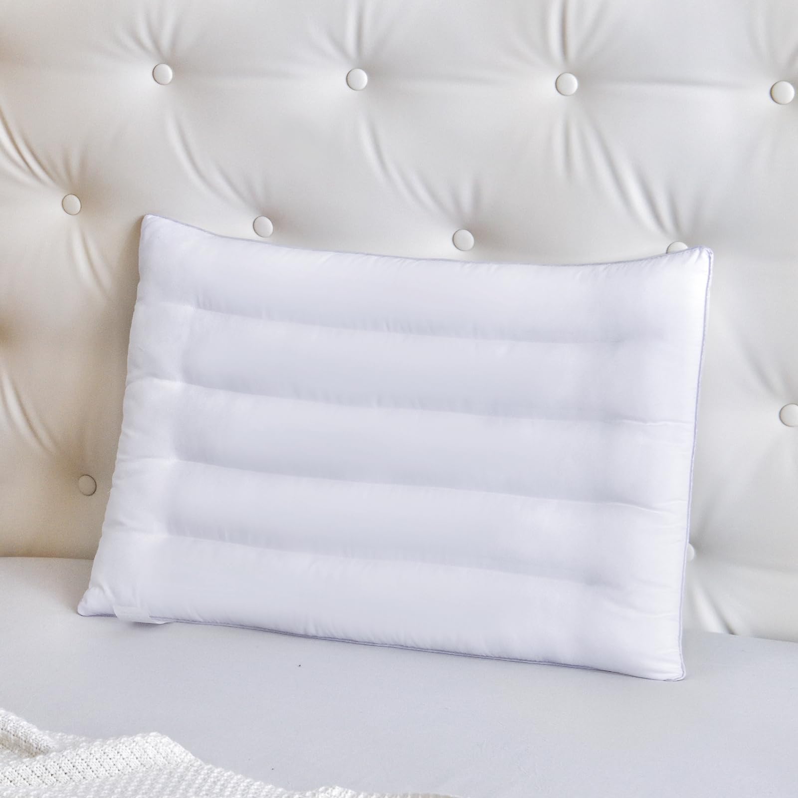 Pack of 1 Suhedy thin pillow for convenient, space-saving sleep setup