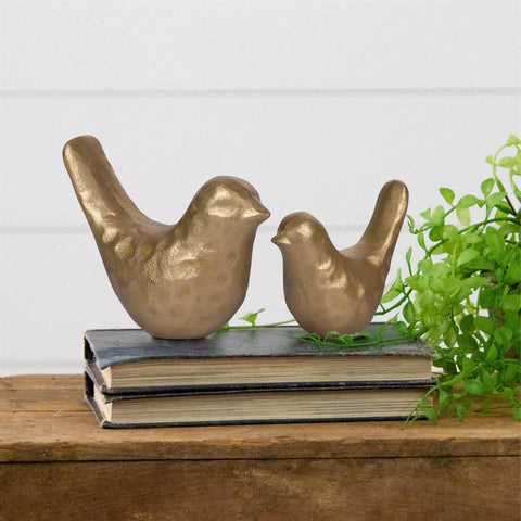 SUJUN vintage-inspired gold bird decor brightens living room mantel