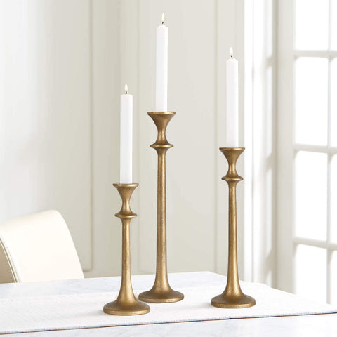 SUJUN small-height candle holder detail highlighting vintage brass finish for intimate decor