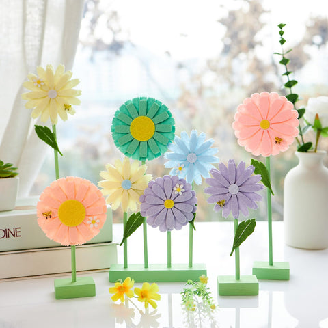 SunBeauty daisy felt display for photos or backdrops enhances ambiance