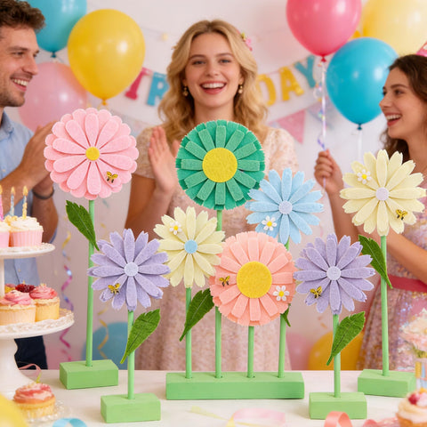 SunBeauty daisy felt with wooden base anchors a stable display