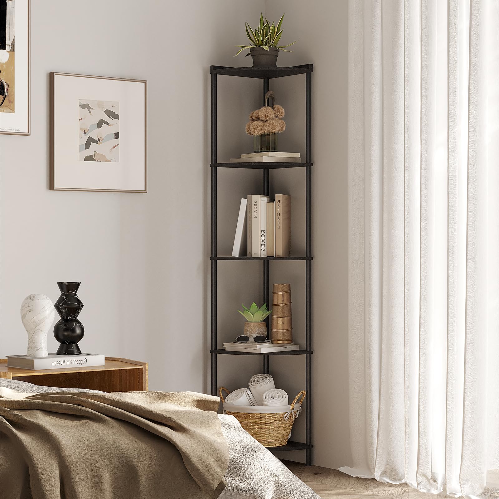 Sunmory plant-display shelves accommodate greenery and decor with style.
