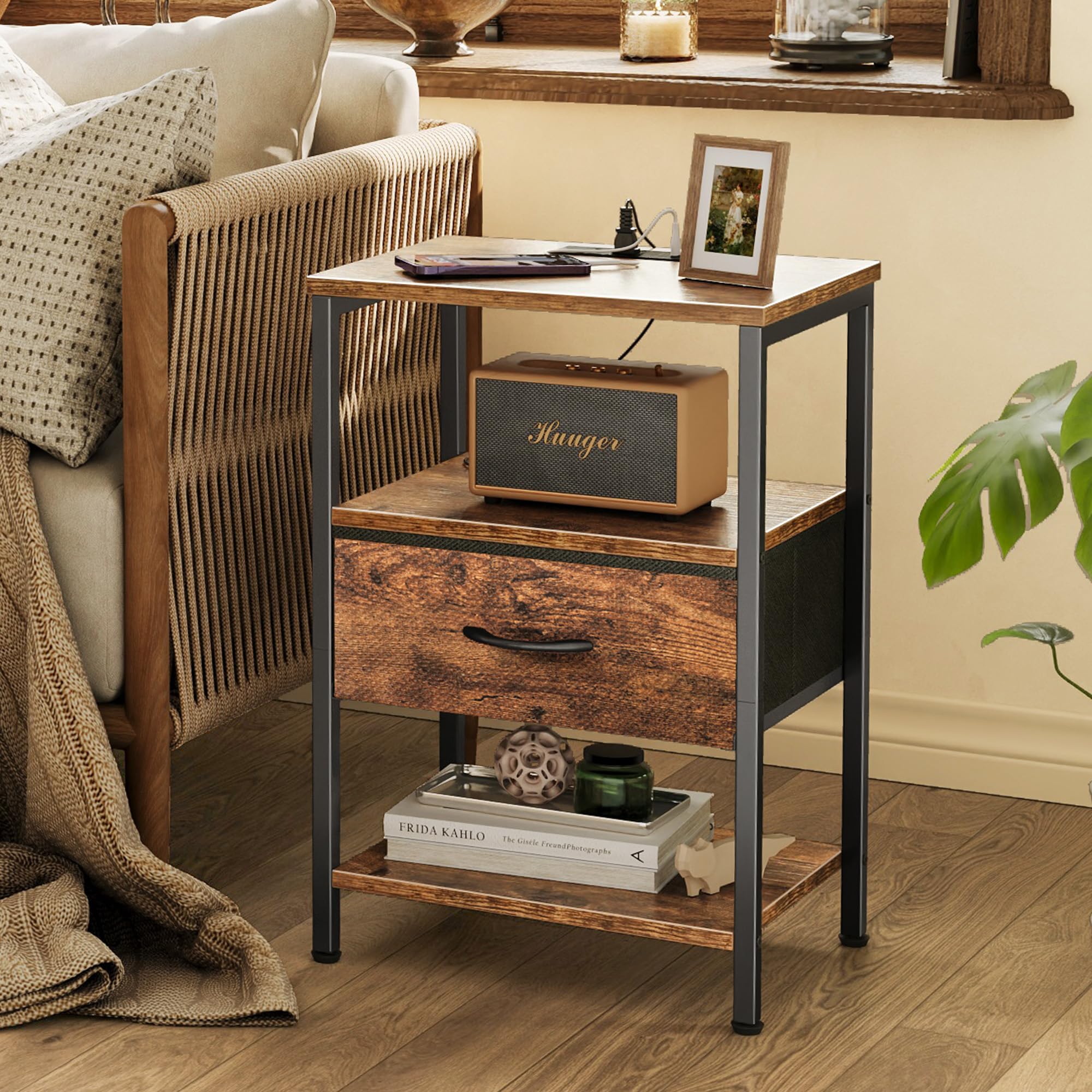SUPERJARE compact footprint fits small rooms.