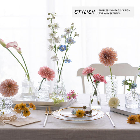 SUPMIND etched-pattern vases add vintage charm to wedding and home