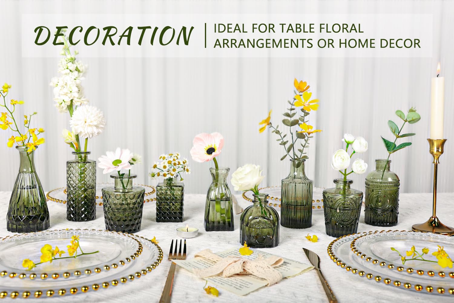 SUPMIND Etched-pattern vases highlighting small blooms with vintage texture