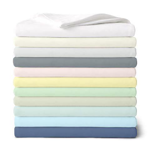 Supreme Elegance wrinkle-free look promotes tidy, presentable bed aesthetics.