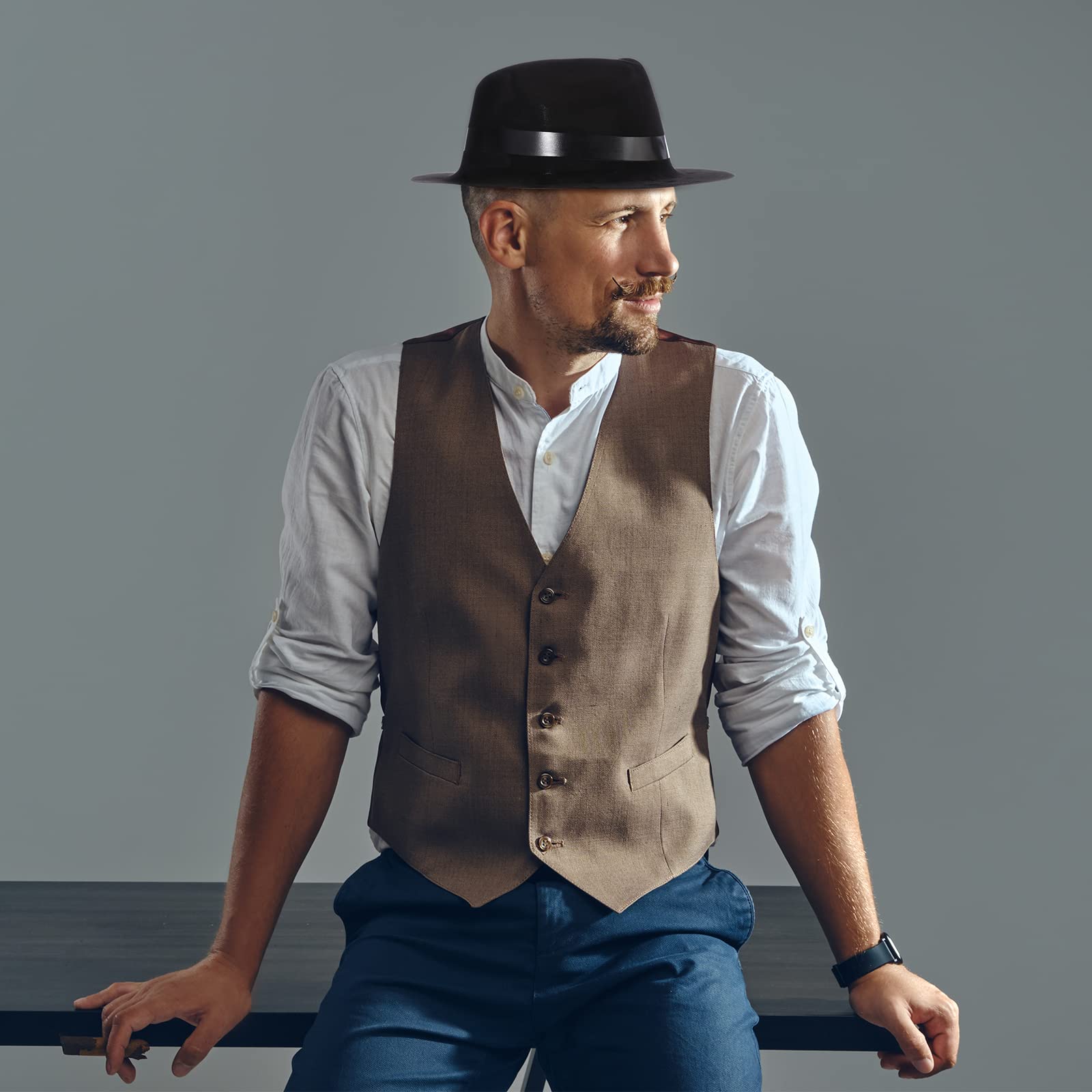 Sureio black gangster hat for men and women to complete retro ensembles.