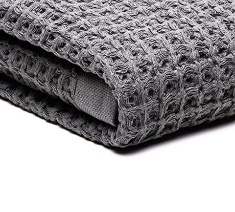 Large SUTERA Silverthread bath towel measuring 31x57 inches in grey