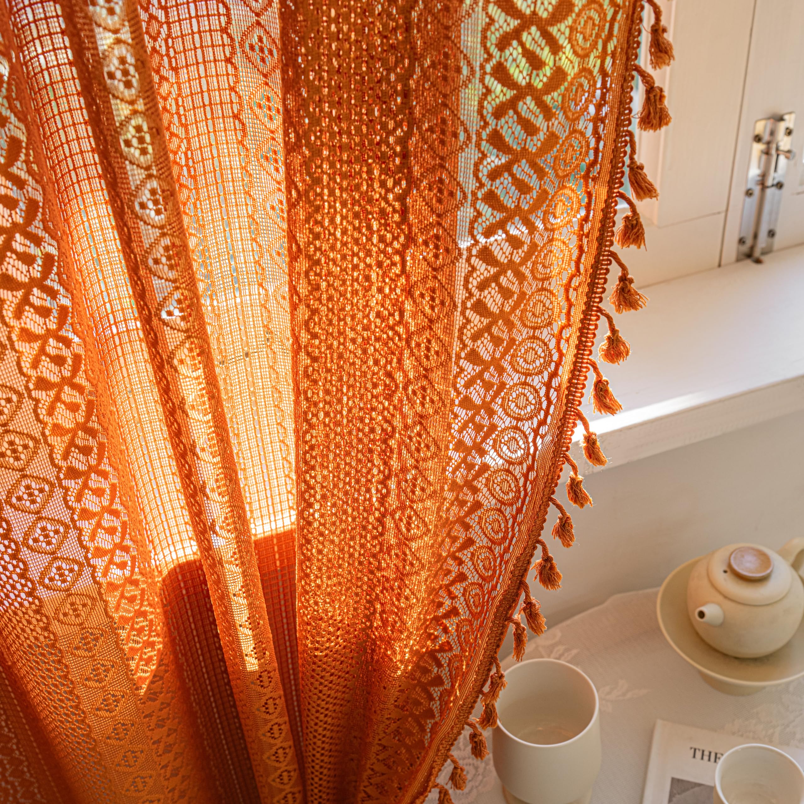 Sutuo Home rustic farmhouse style curtain complements vintage interiors.