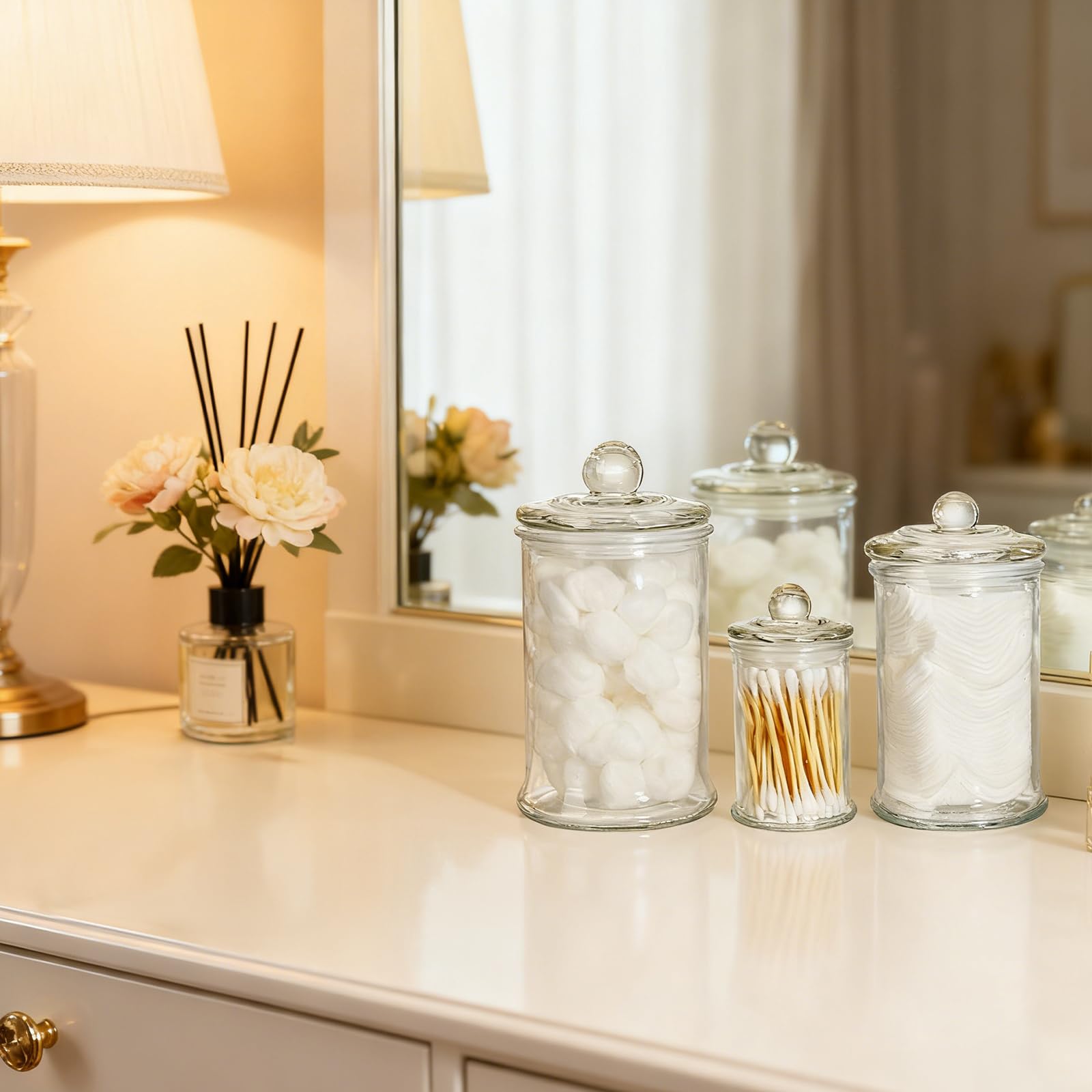 Suwimut glass apothecary jar for bath salts preserves freshness with an airtight seal.