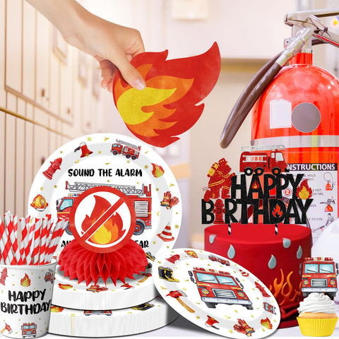 Suzkoqo Fire Truck cups help keep drinks spill-free during celebration.