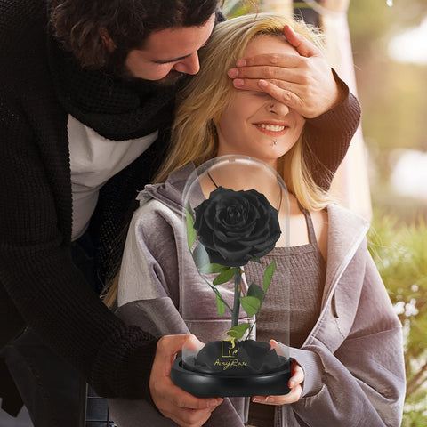 SW Forever Preserved Rose presented as a Mother's Day gift.