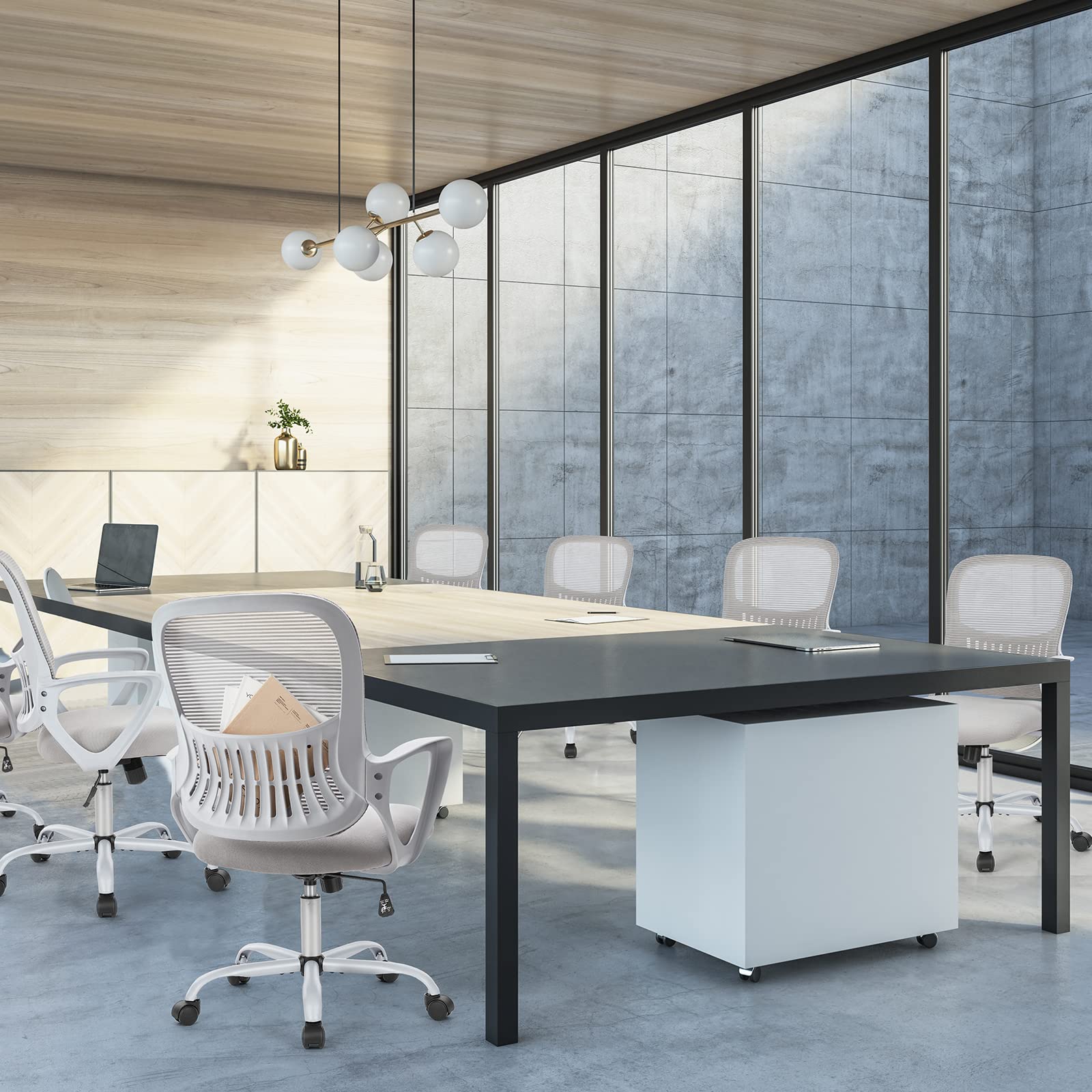 Sweetcrispy chair with smooth multi-direction casters for easy room to room mobility